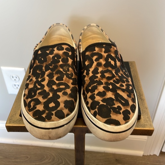 Steve Madden Riga Leopard Print Slip On Sneakers - Picture 3 of 10